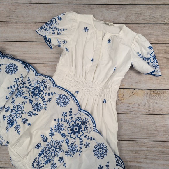 Joie Dresses & Skirts - Joie White Blue Floral Embroidered Smocked Waist Maxi Dress Womens Small Boho